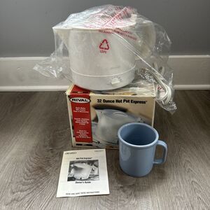 Rival 32 Ounce Hot Pot Express 4071 WN Soup Noodle Vegetable Cooker Heater Works